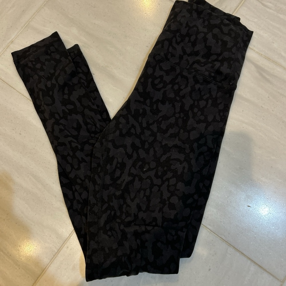 Lululemon leopard leggings